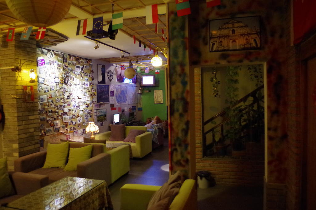 Yangshuo Travellers Land Youth Hostel Dış mekan fotoğraf