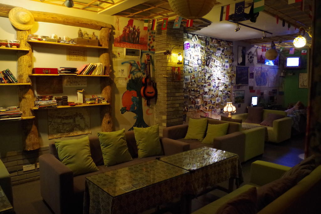 Yangshuo Travellers Land Youth Hostel Dış mekan fotoğraf