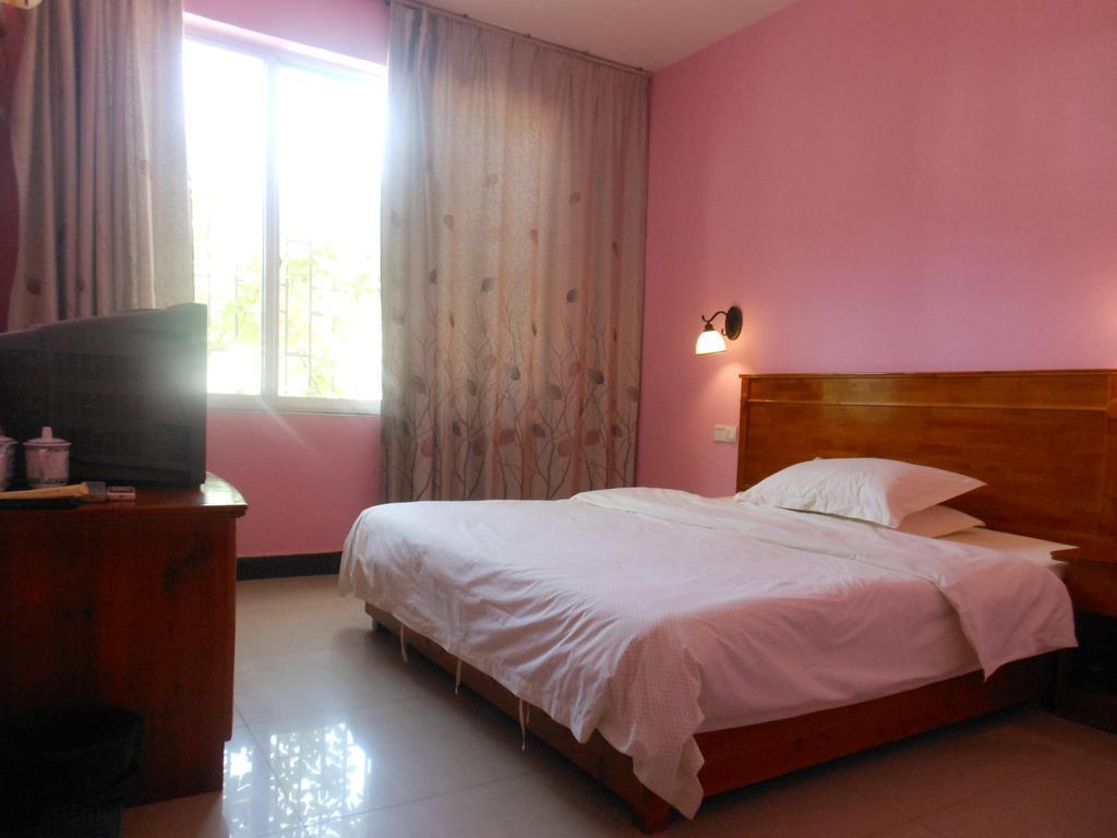 Yangshuo Travellers Land Youth Hostel Dış mekan fotoğraf