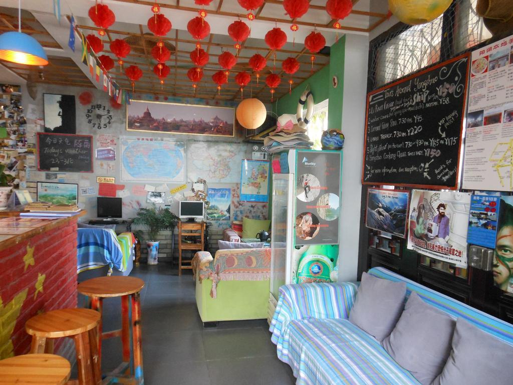 Yangshuo Travellers Land Youth Hostel Dış mekan fotoğraf
