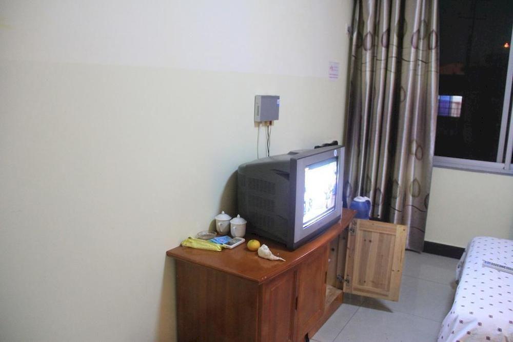 Yangshuo Travellers Land Youth Hostel Dış mekan fotoğraf