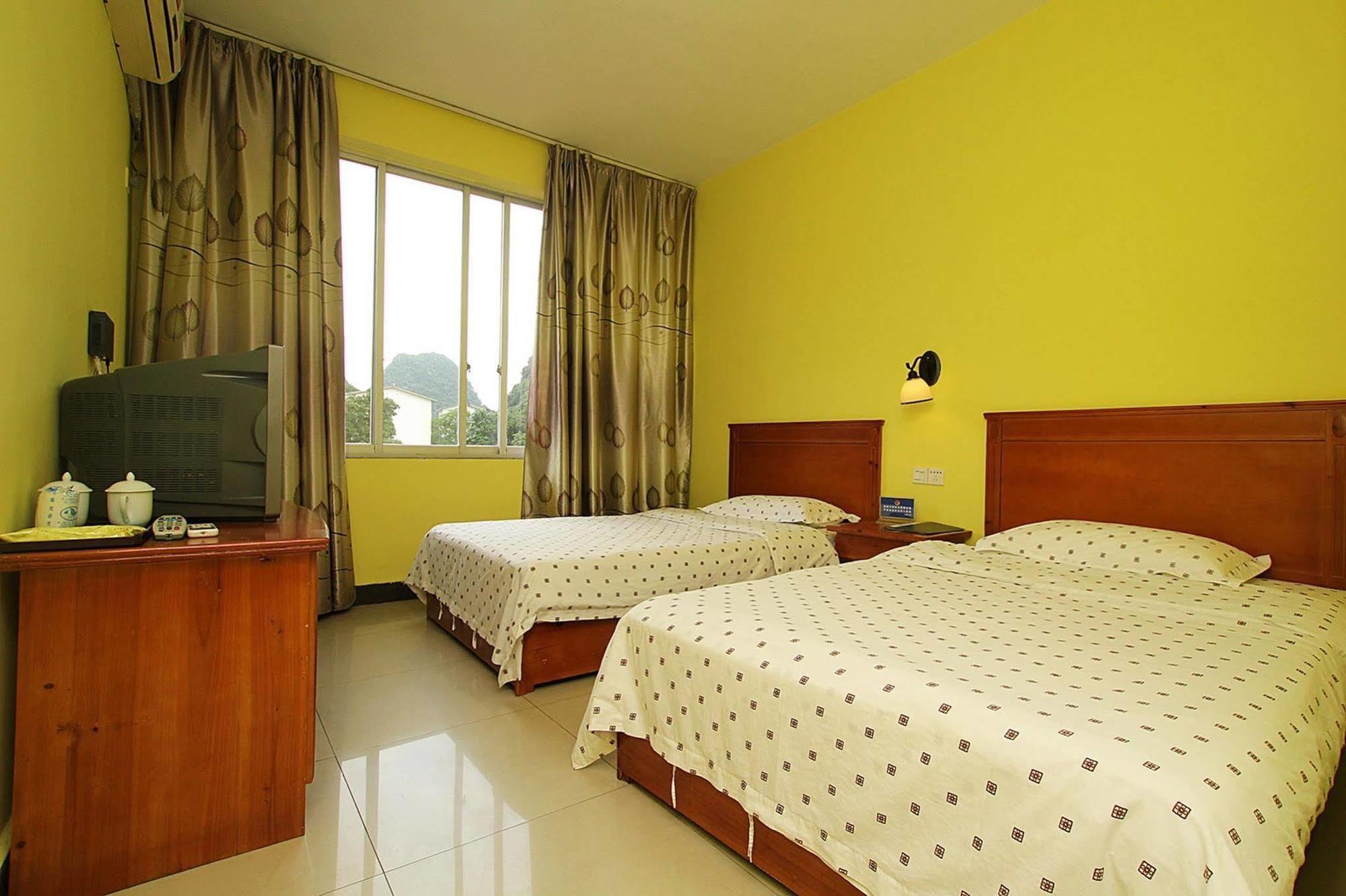 Yangshuo Travellers Land Youth Hostel Dış mekan fotoğraf